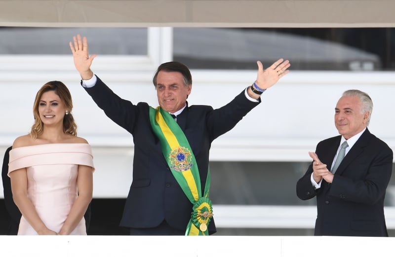 Em seu primeiro discurso, Bolsonaro tem aceno à base e ênfase ao livre mercado