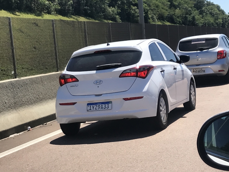 Mais de 20 mil carros trafegavam com a nova placa até dia 26 no Rio Grande do Sul