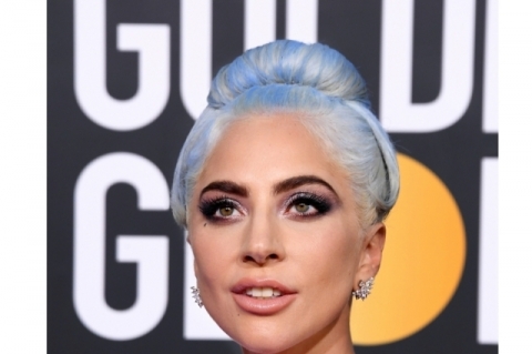 Lady Gaga na noite de entrega do Globo de Ouro