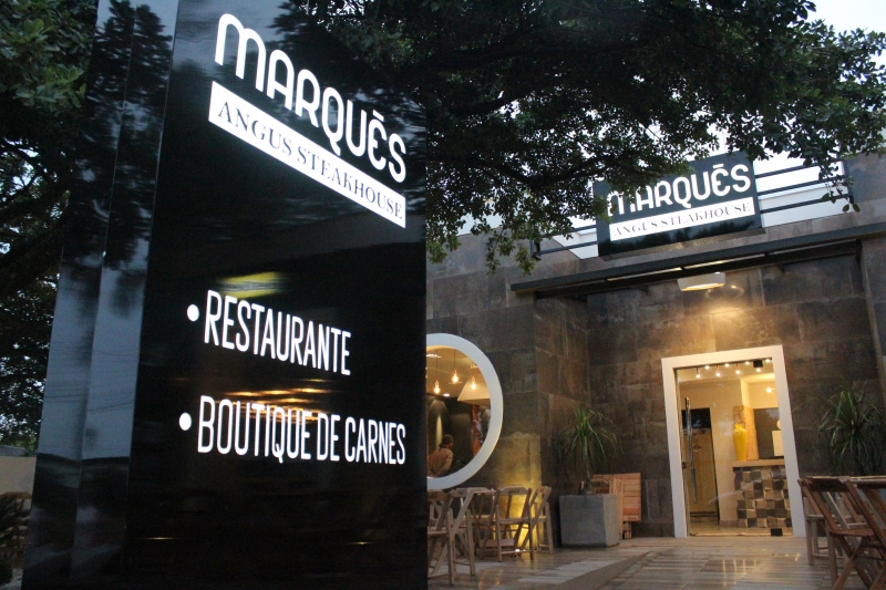 O restaurante Marquês Angus Steakhouse, inaugurado em dezembro, deve abrir o ano todo Foto: MARQUÊS ANGUS STEAKHOUSE/DIVULGAÇÃO/JC