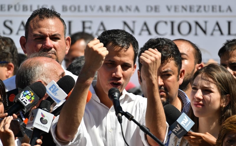 Guaidó disse que uma vez que seja reconhecido como presidente interino, pretende convocar novas eleições