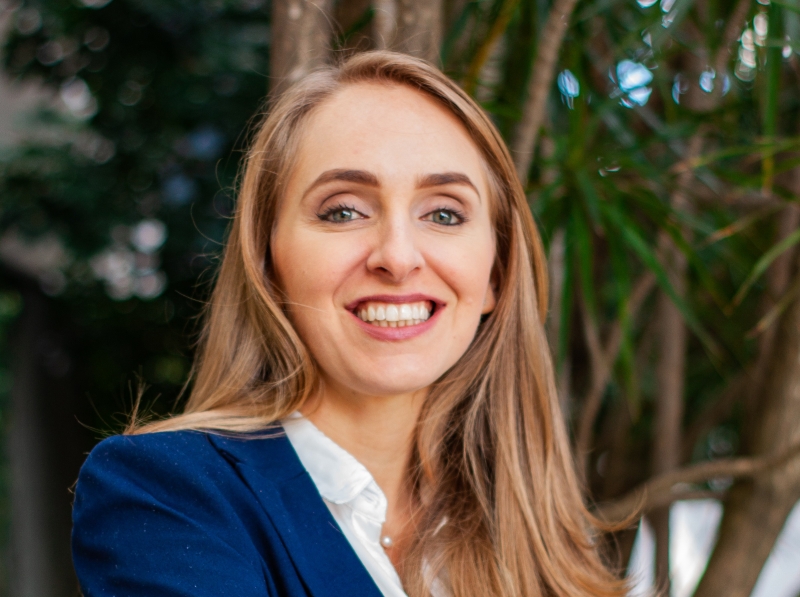 Aline Deparis assume a gestão para o biênio 2019/2020