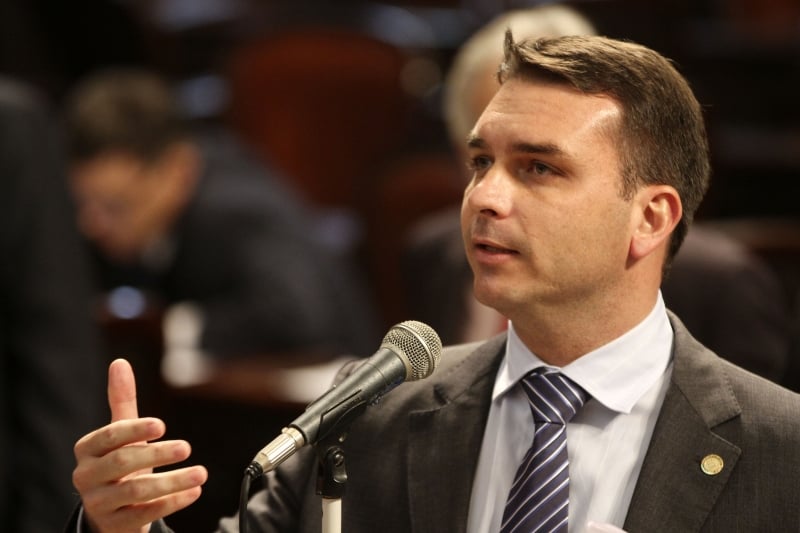 O deputado e outros apoiadores do ex-presidente chamam o conjunto de reivindicações de "pacote da paz"