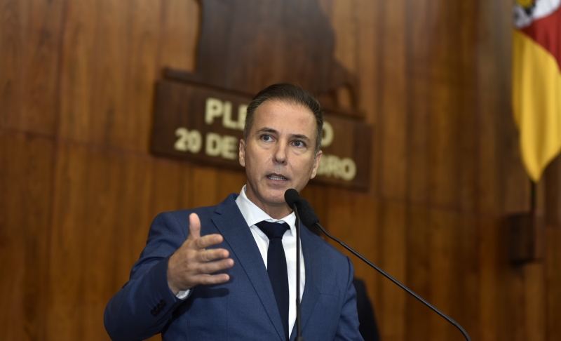 Luis Augusto Lara (PTB) afirma que nova legislação inibe fraudes