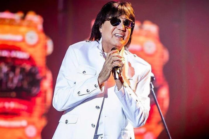 Artista sofreu um enfarte e morreu em casa