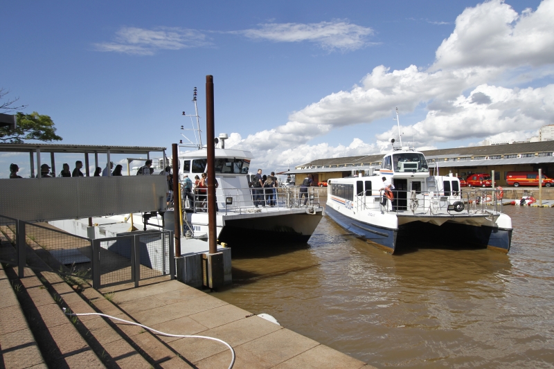 Estação no Cais Mauá é um dos três pontos de embarque e desembarque do catamarã