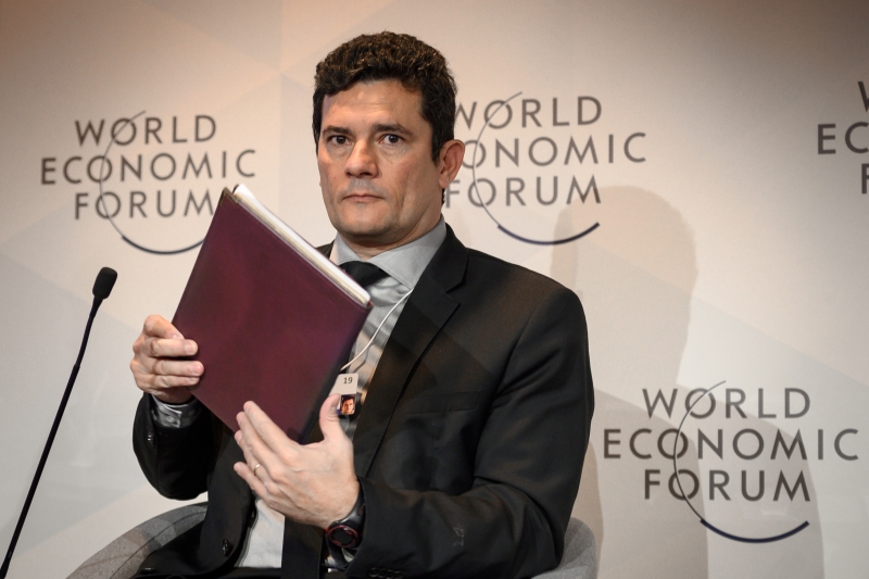 Sérgio Moro participa do painel sobre o combate ao crime globalizado no Fórum Econômico de Davos