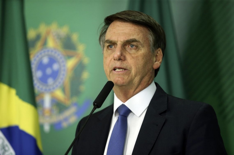 Bolsonaro tentou encerrar a grave crise que há quase uma semana abala o governo 