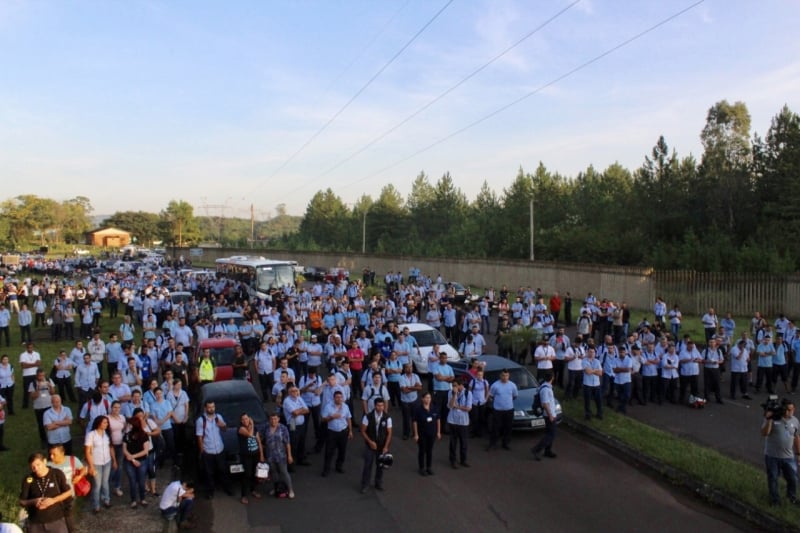 Metalúrgicos vibraram após receber a posição da montadora adiando a revisão de itens para 2020  