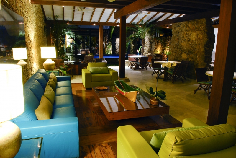 Tetê levou para o casarão as vivências de viagens que fez no mundo