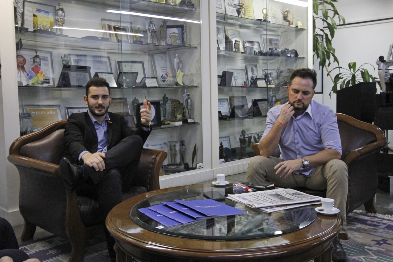 Riesgo (e) e Ostermann querem enxugar despesas do mandato