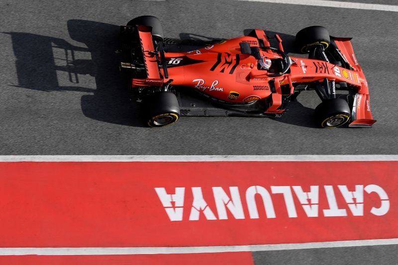 Piloto da escuderia italiana repetiu a liderança do companheiro Vettel