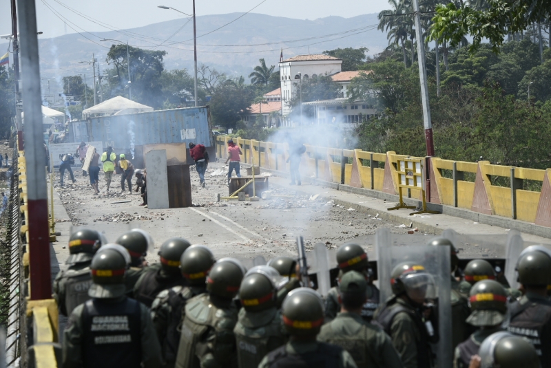 Das pessoas atingidas, 255 são venezuelanas e 30 são colombianas