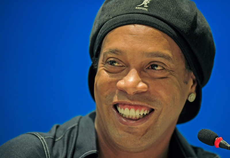 Ronaldinho viajou ao Paraguai para participar de uma série de eventos