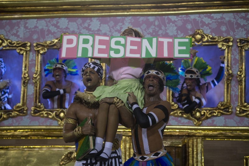 Escola trouxe várias referências à vereadora assassinada no Rio