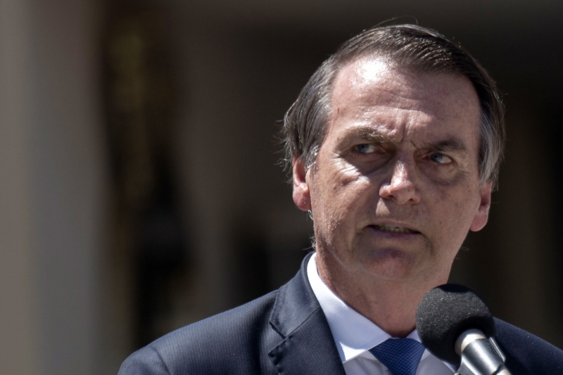Para Bolsonaro, a revisão no pacto federativo aproximará a população