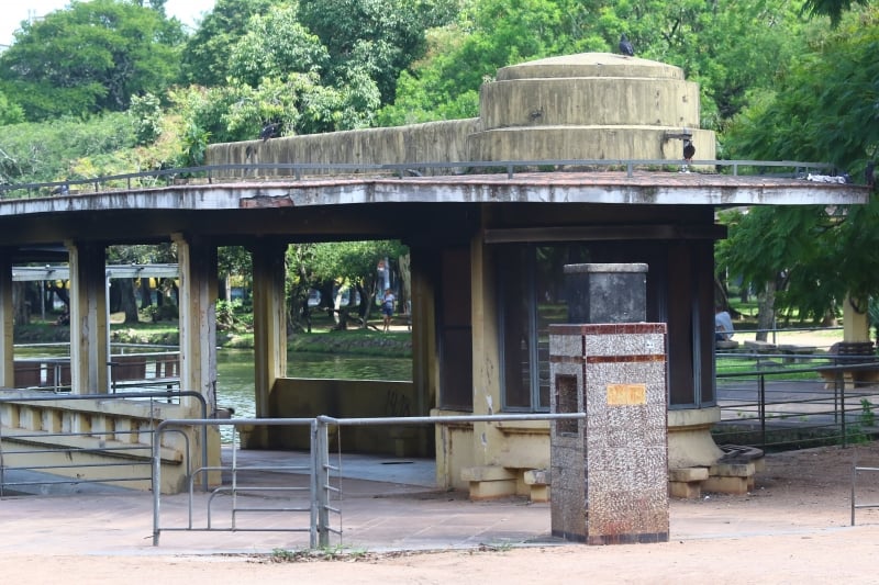 Fechado desde 2014, estabelecimento sofre deterioração desde então