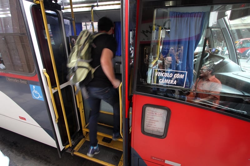 Segundo associação, número de passageiros caiu 45% em cinco anos