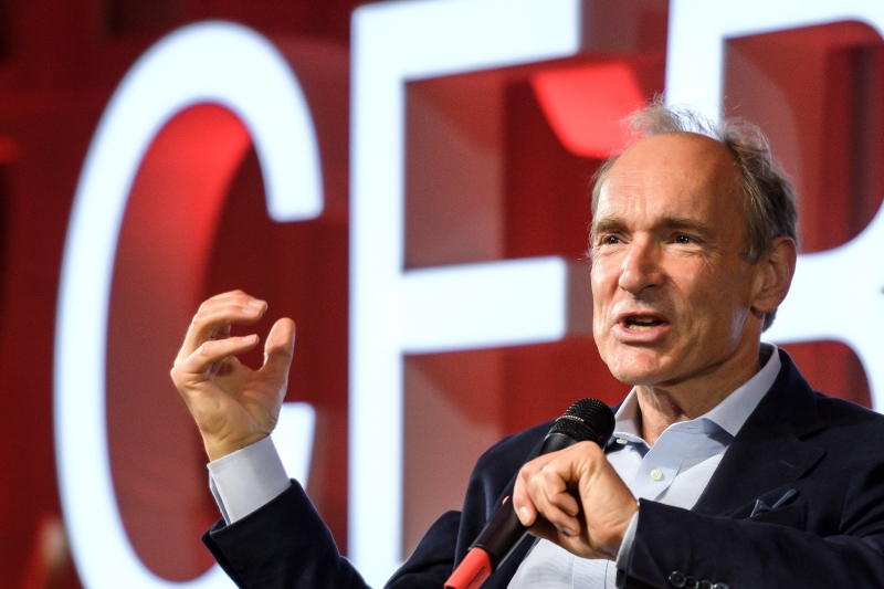 Tim Berners-Lee  participa de do evento que celebra os 30 anos da World Wide Web, no CERN
