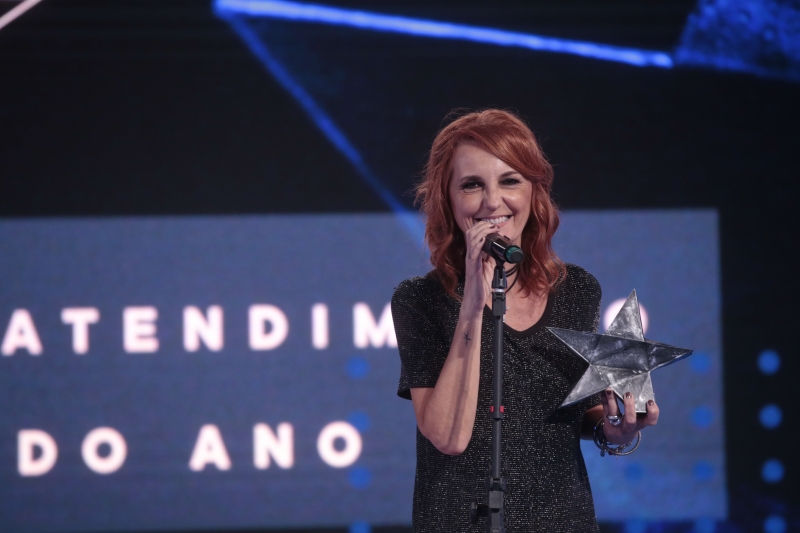 Claudia Praetzel, gerente de negócios do Grupo RBS, conquistou uma premiação