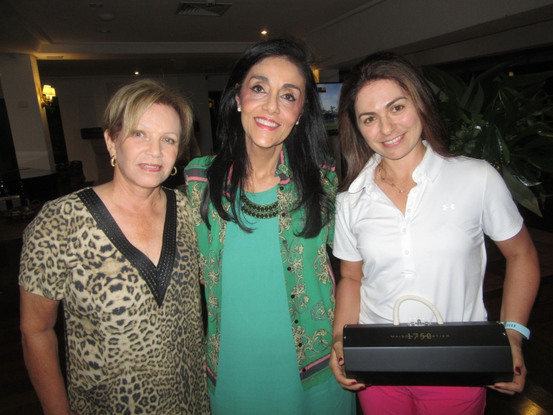 Neda Girardi Dias, capitã de golfe do Country, Susana Estefenon e Eliane Balestrin