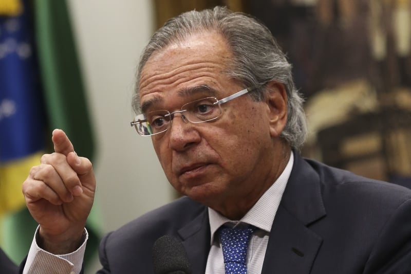'O Castello Branco (presidente da Petrobras) tem de ser o Copom do petróleo", disse Guedes