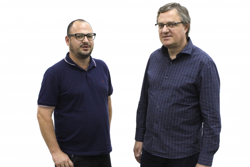 Marcos Basso (E) e Felipe Basso s&atilde;o irm&atilde;os e s&oacute;cios  Foto: MARCELO G. RIBEIRO/JC