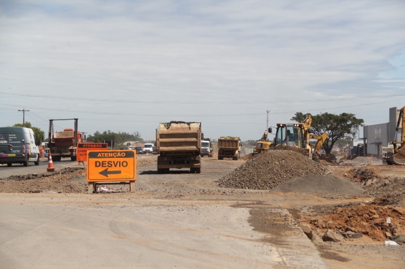Empresa gaúcha decidiu parar obra em lote da ERS-118 devido aos atrasos no pagamento pelo governo do Rio Grande do Sul