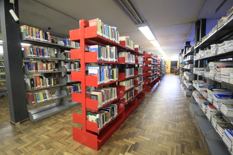 Acervo, layout e iluminação foram modificadas para atrair visitantes