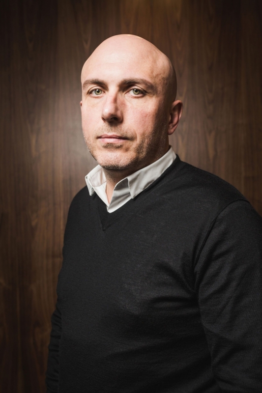 Cyril Decoret, sócio-proprietário da LEV , bar de águas em Portugal Foto: LEV/DIVULGAÇÃO/JC