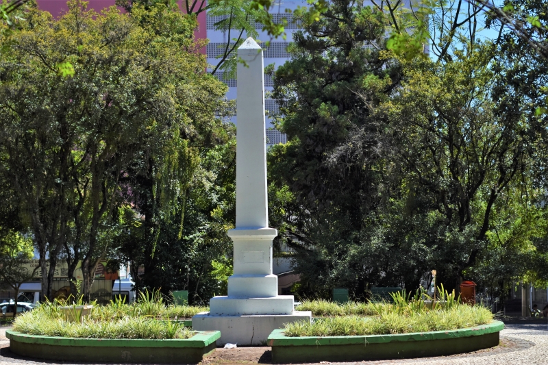 Sítio histórico se inicia na Praça 20 de Setembro, na rua Júlio de Castilhos