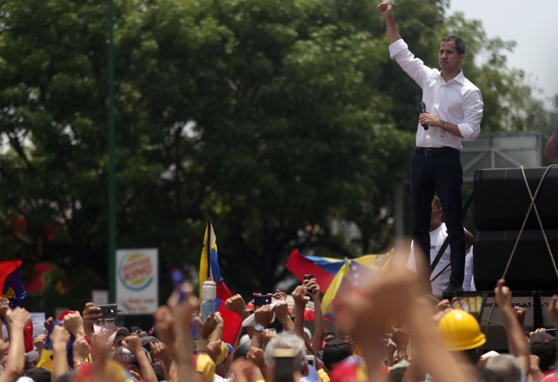 Opositores de Maduro tomaram as ruas conclamados pelo autoproclamado presidente Juan Guaidó 
