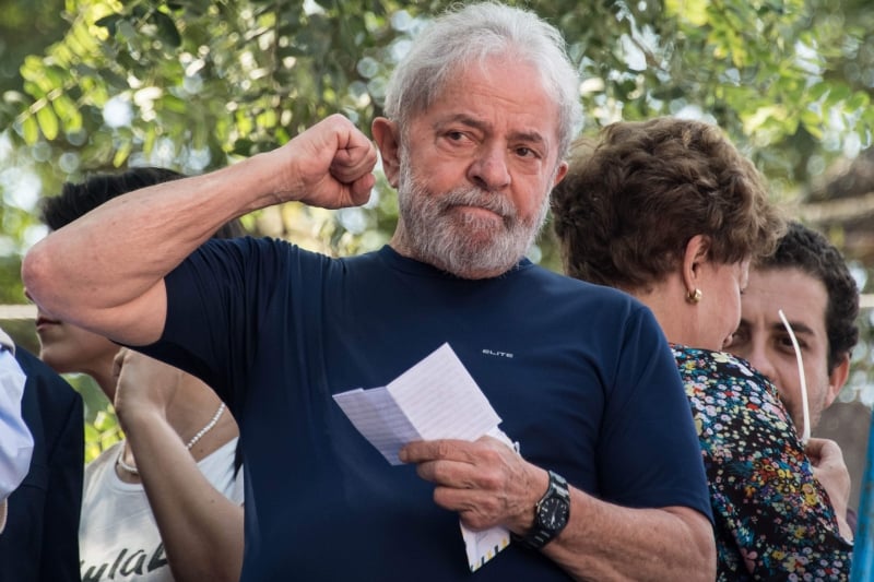 Em parecer encaminhado ao STJ, o MPF afirmou que Lula já pode progredir para o regime semiaberto