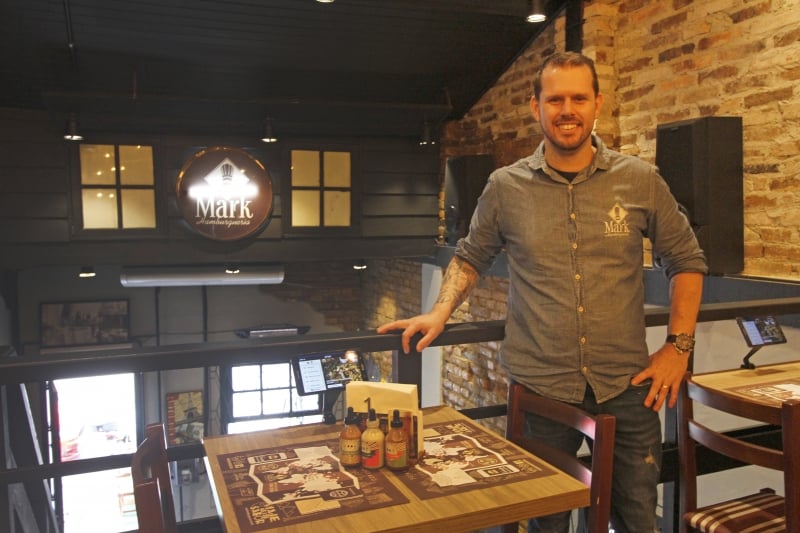 Mark Hamburgueria fica bem na esquina da Joaquim Nabuco Foto: LUIZA PRADO/JC