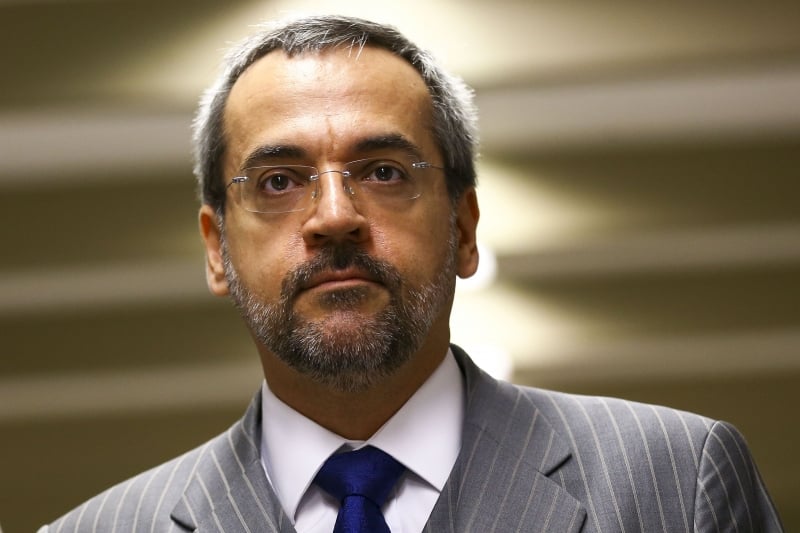 Weintraub cai após conflitos com ministros do STF, agravados após este último domingo