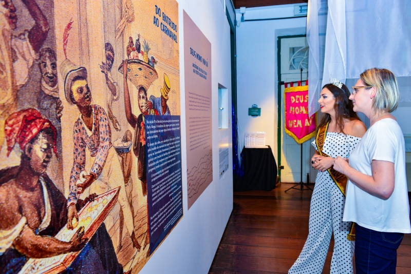 Museu Joaquim Felizardo, com a mostra 'Deus Momo vem aí', participa de semana comemorativa