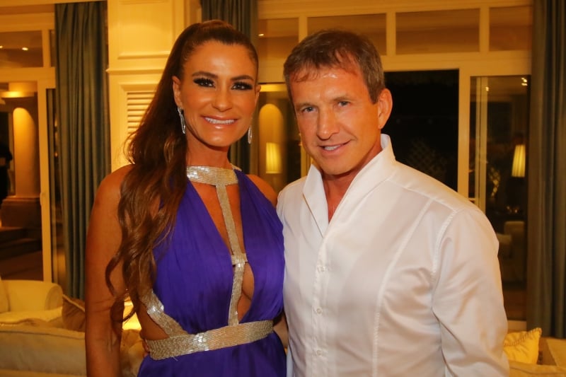 Birthday party
foto 1
Fernanda e Dody Sirena brindaram 30 anos de casados e o aniversário dela 

