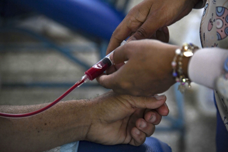 Hospital fez adequações para evitar aglomerações em meio à pandemia do novo coronavírus