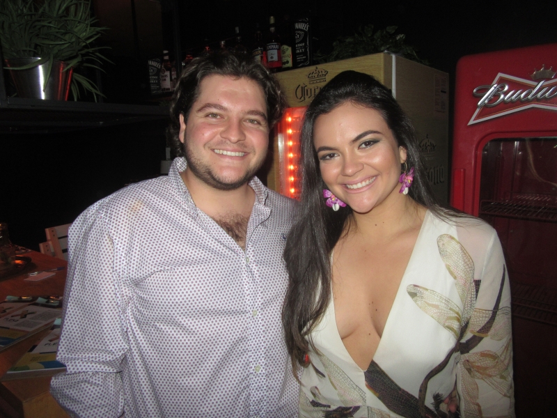 Vitoria Raupp e Fernando Duarte Martins brindaram seus aniversários na unidade Complex da Amiche Pizzaria