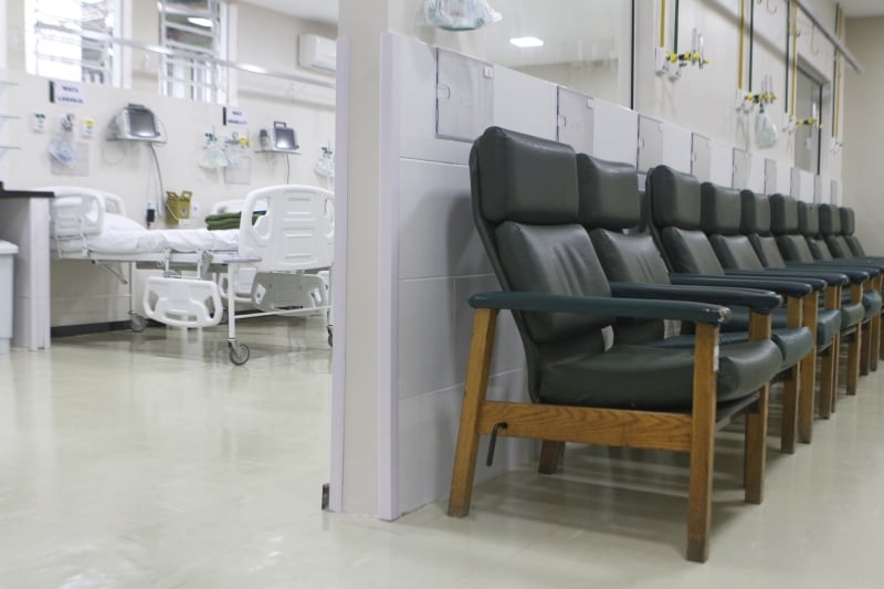 Homem de 80 anos estava internado no Hospital Vila Nova desde 10 de julho