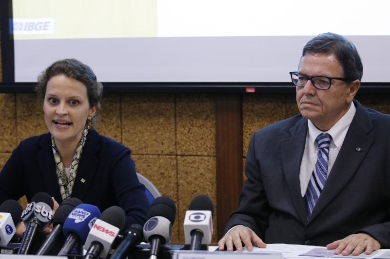 A presidente do IBGE, Susana Cordeiro Guerra, e o diretor de Pesquisas, Eduardo Rios-Neto, explicaram as mudanças