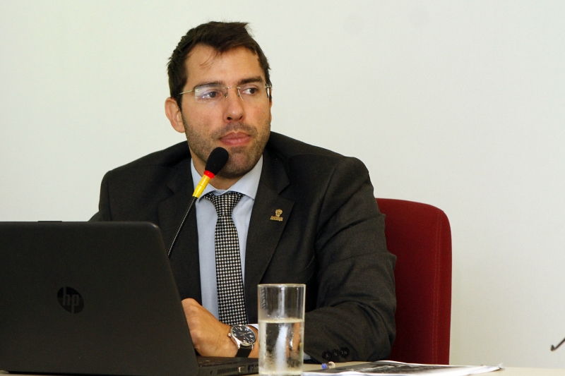 Leonardo Busatto acompanha plano de desestatizações do governo Leite