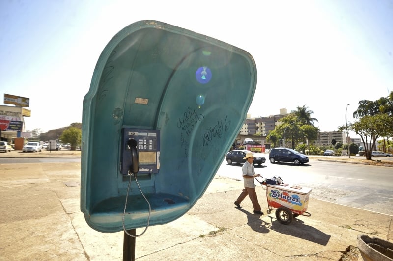 Ainda há 38,3 mil orelhões no Brasil, a maior parte em São Paulo