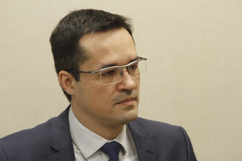 Deltan questionou a imparcialidade de Appio ao citar uma doação de R$ 13 que consta em nome do juiz à campanha de Lula