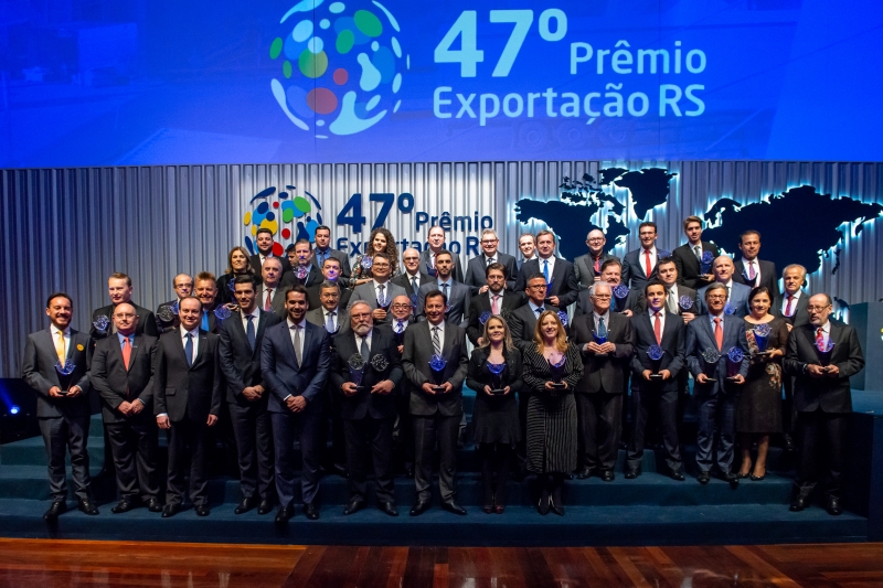 Ao todo, foram conferidos trof�us a 51 empresas pelo desempenho no cen�rio exportador do Rio Grande do Sul
