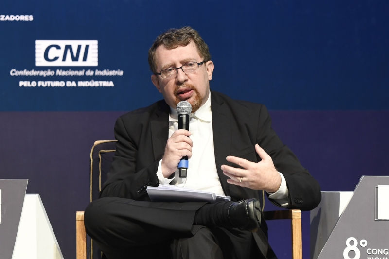 Mark Minevich  fundador da Going Global Ventures