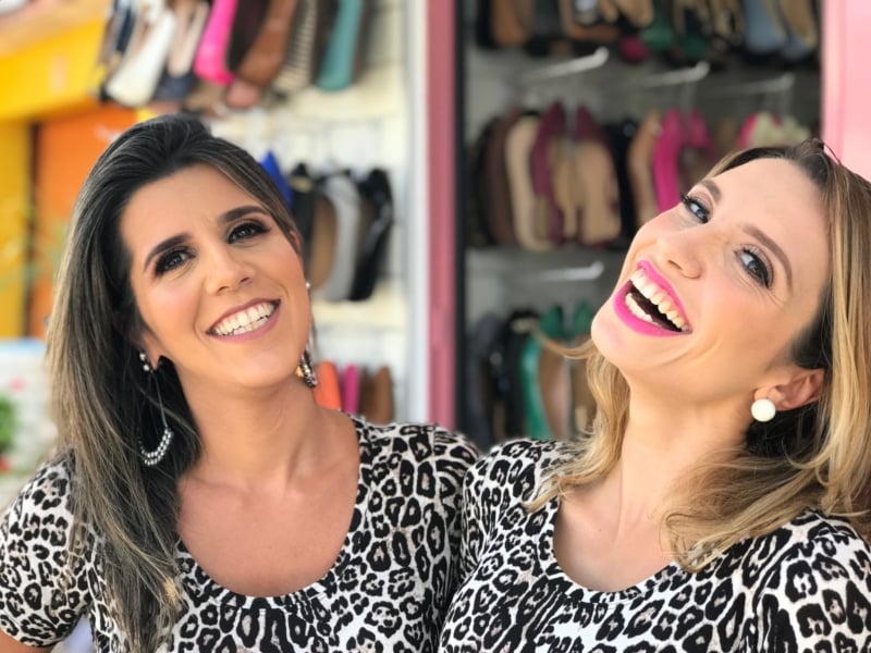Maiara e Illana acreditam que proporcionam uma experi&ecirc;ncia &uacute;nica Foto: MizShoes/Divulga&ccedil;&atilde;o/JC