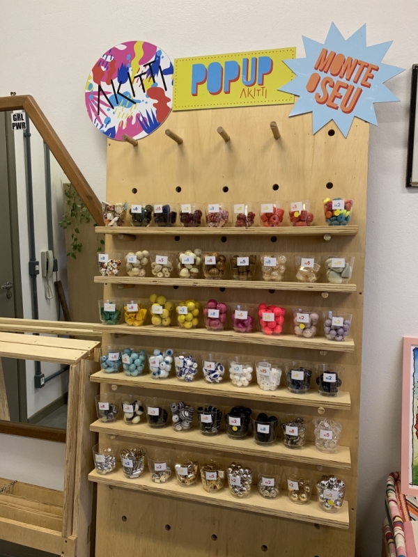 A loja itinerante da Akitti contou com investimento inicial de cerca de R$ 1.500,00 Foto: Karina Verona/Divulga&ccedil;&atilde;o/JC