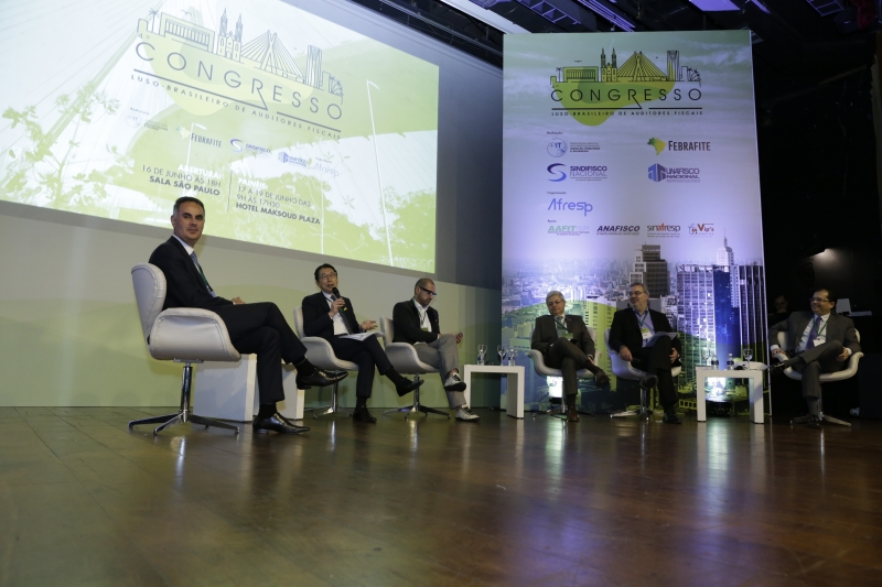 Evento realizado em São Paulo reuniu representantes de várias entidades