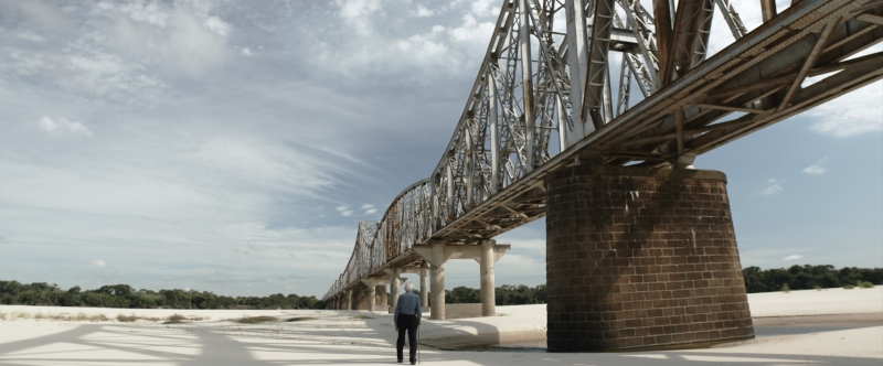 Obra contrapõe o período áureo das ferrovias com a atual situação de decomposição da malha brasileira